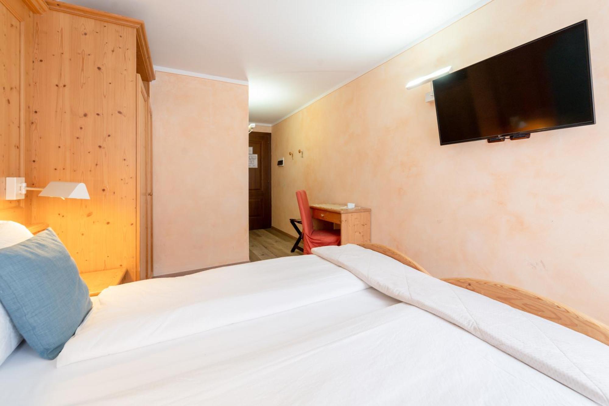 Albergo Negritella Ziano di Fiemme Exterior foto