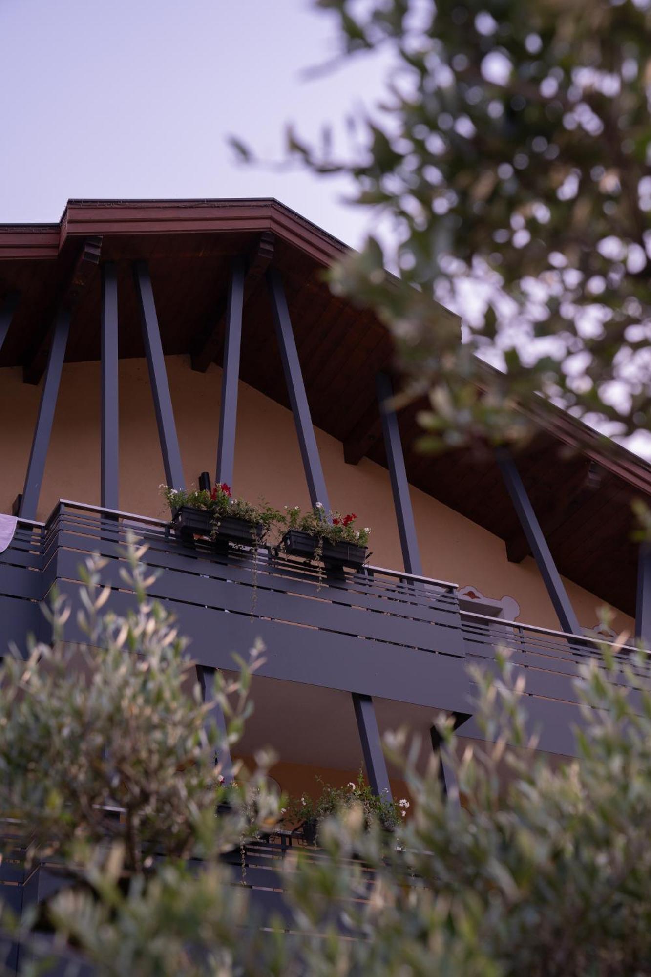 Albergo Negritella Ziano di Fiemme Exterior foto